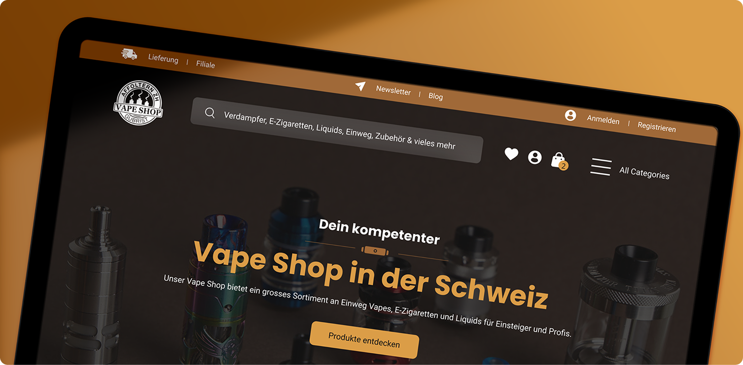 Laptop-Bildschirm, der eine Webseite für einen Schweizer Vape-Shop anzeigt, mit Navigationsmenüs, Suchleiste und Vape-Produktbildern auf einem braunen und orangen Hintergrund.