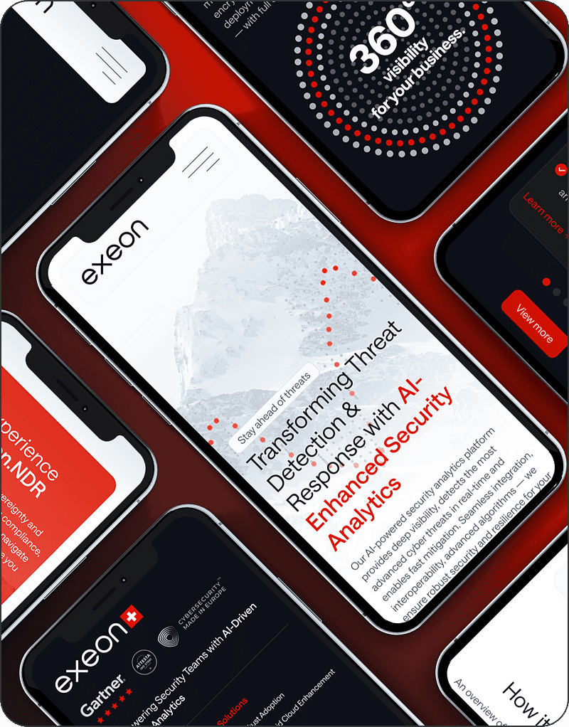 Mehrere Smartphones zeigen auf einer roten Fläche Bildschirme zum Thema Cybersicherheit mit Texten über KI-gestützte Sicherheitsanalysen und Bedrohungserkennung.